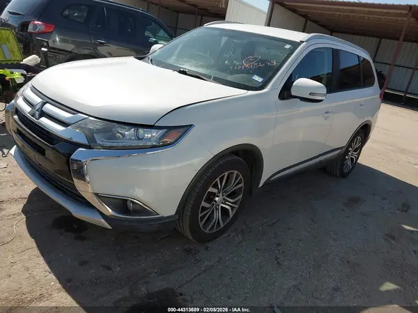 JA4AZ3A36GZ060451 2016 MITSUBISHI OUTLANDER - Image 2