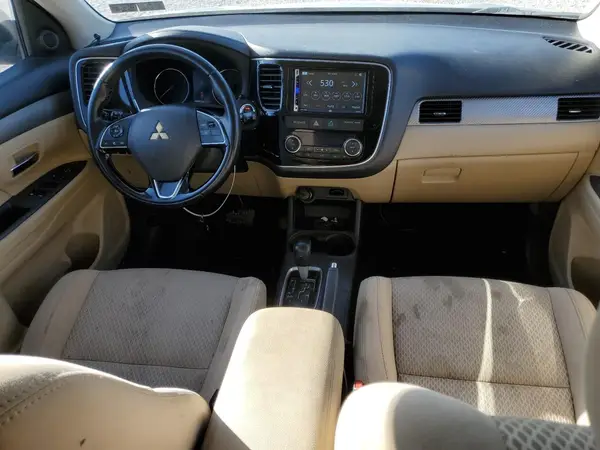 JA4AZ3A36GZ061597 2016 MITSUBISHI OUTLANDER - Image 8
