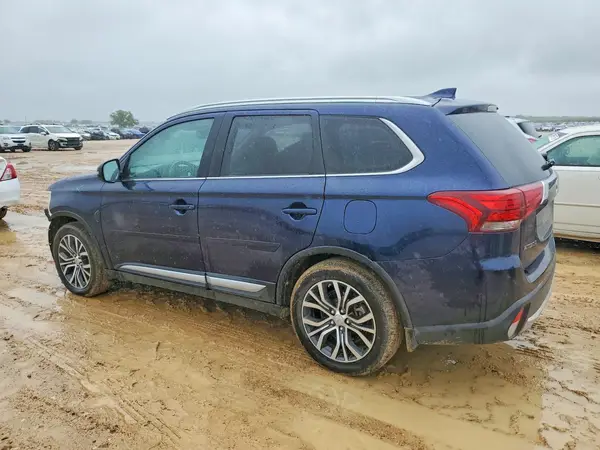 JA4AZ3A36HZ003541 2017 MITSUBISHI OUTLANDER - Image 2