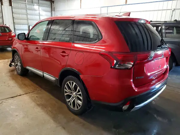 JA4AZ3A36HZ010845 2017 MITSUBISHI OUTLANDER - Image 2