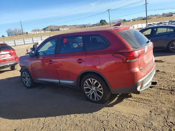 JA4AZ3A36HZ044901 2017 MITSUBISHI OUTLANDER - Image 2