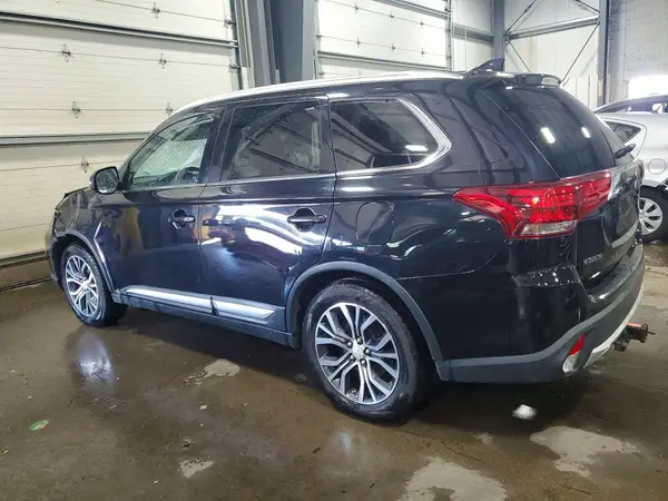 JA4AZ3A36HZ050388 2017 MITSUBISHI OUTLANDER - Image 2