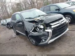 JA4AZ3A36JJ000675 2018 MITSUBISHI OUTLANDER