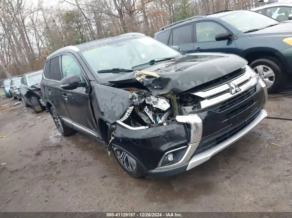 JA4AZ3A36JJ000675 2018 MITSUBISHI OUTLANDER - Image 1