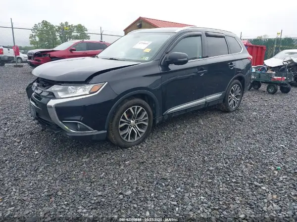 JA4AZ3A36JJ001177 2018 MITSUBISHI OUTLANDER - Image 2