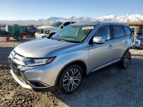 JA4AZ3A36JJ002653 2018 MITSUBISHI OUTLANDER - Image 1
