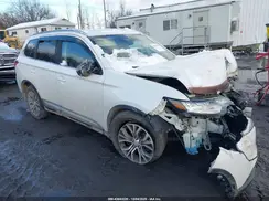 JA4AZ3A36JZ000631 2018 MITSUBISHI OUTLANDER