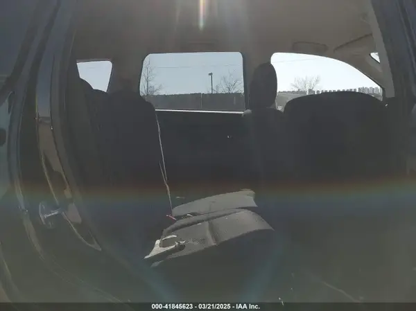 JA4AZ3A36JZ057072 2018 MITSUBISHI OUTLANDER - Image 8