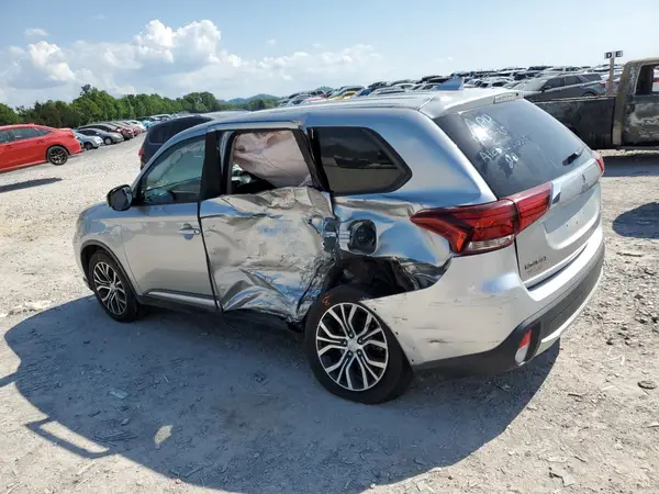 JA4AZ3A36JZ059615 2018 MITSUBISHI OUTLANDER - Image 2