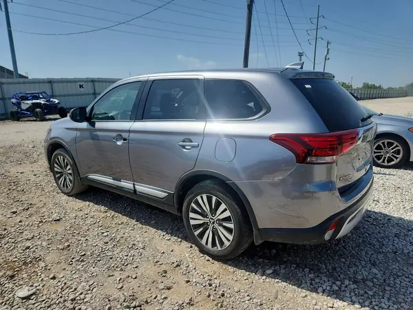 JA4AZ3A36KZ003420 2019 MITSUBISHI OUTLANDER - Image 2