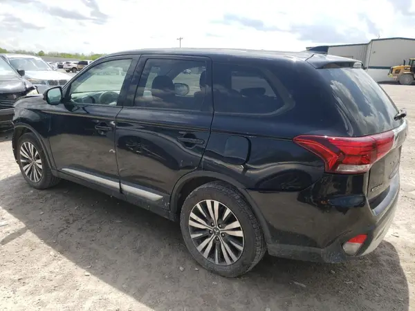 JA4AZ3A36KZ004017 2019 MITSUBISHI OUTLANDER - Image 2