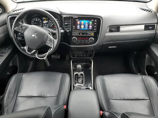 JA4AZ3A36KZ005684 2019 MITSUBISHI OUTLANDER - Image 8