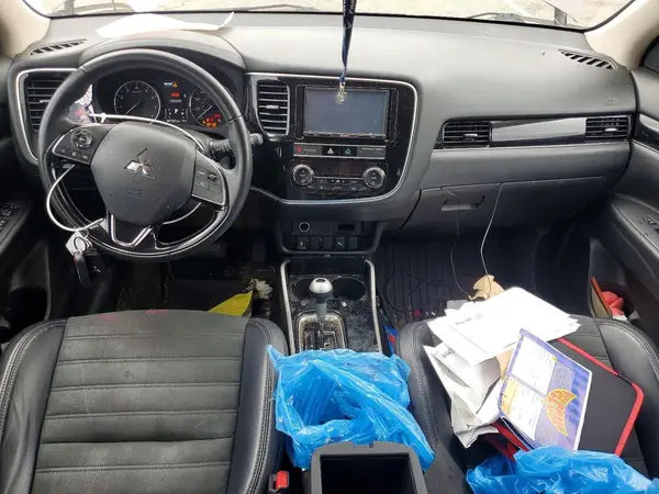 JA4AZ3A36KZ008228 2019 MITSUBISHI OUTLANDER - Image 8