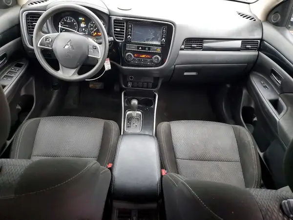 JA4AZ3A36KZ010433 2019 MITSUBISHI OUTLANDER - Image 8