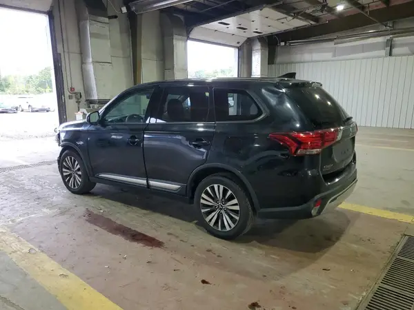JA4AZ3A36KZ011856 2019 MITSUBISHI OUTLANDER - Image 2