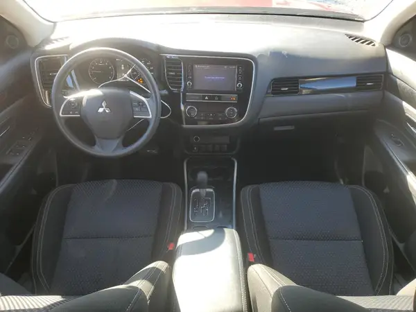 JA4AZ3A36KZ019309 2019 MITSUBISHI OUTLANDER - Image 8