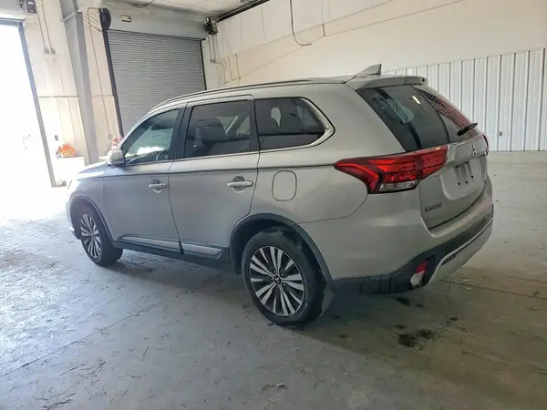 JA4AZ3A36KZ036918 2019 MITSUBISHI OUTLANDER - Image 2