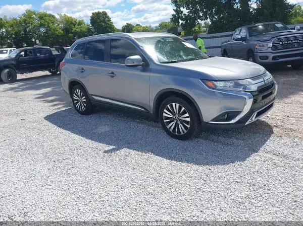JA4AZ3A36KZ039897 2019 MITSUBISHI OUTLANDER - Image 1