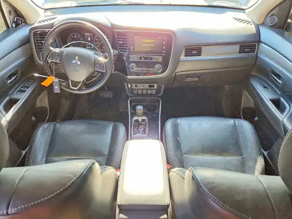 JA4AZ3A36KZ040872 2019 MITSUBISHI OUTLANDER - Image 8