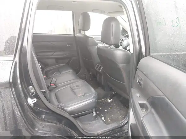 JA4AZ3A36KZ041052 2019 MITSUBISHI OUTLANDER - Image 8