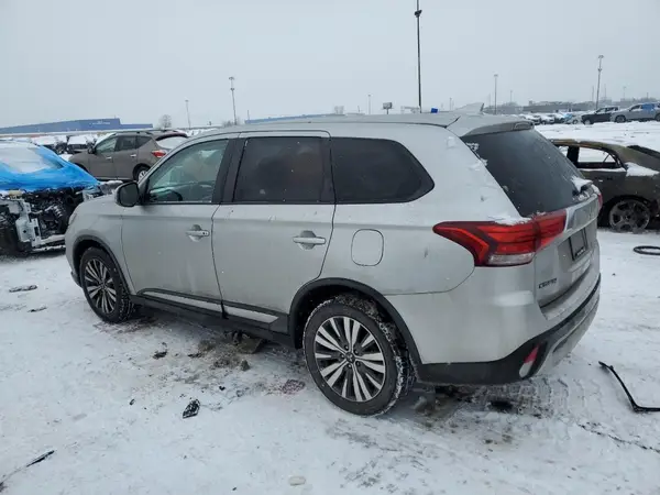 JA4AZ3A36KZ041634 2019 MITSUBISHI OUTLANDER - Image 2