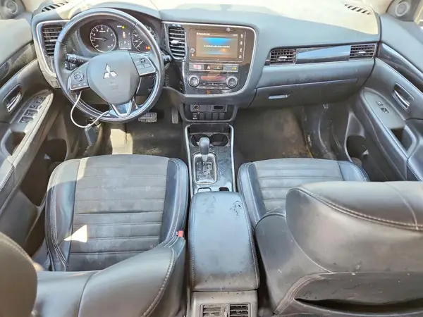 JA4AZ3A36KZ042623 2019 MITSUBISHI OUTLANDER - Image 8