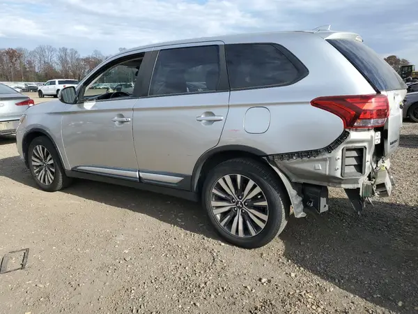 JA4AZ3A36KZ043934 2019 MITSUBISHI OUTLANDER - Image 2