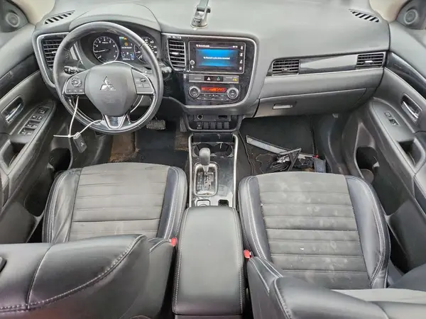 JA4AZ3A36KZ045859 2019 MITSUBISHI OUTLANDER - Image 8
