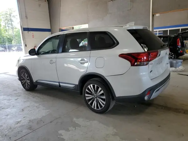 JA4AZ3A36KZ048504 2019 MITSUBISHI OUTLANDER - Image 2