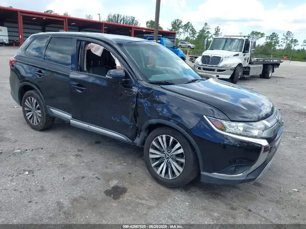 JA4AZ3A36KZ049555 2019 MITSUBISHI OUTLANDER - Image 1