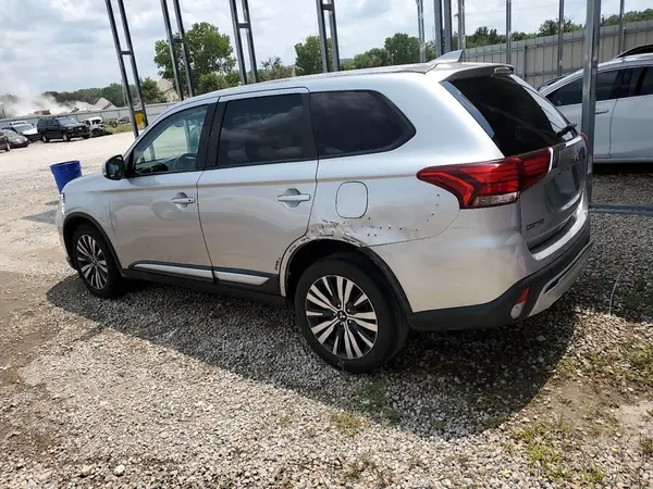 JA4AZ3A36KZ050947 2019 MITSUBISHI OUTLANDER - Image 2