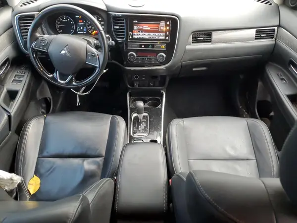 JA4AZ3A36KZ054464 2019 MITSUBISHI OUTLANDER - Image 8