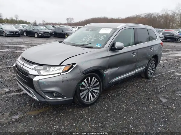 JA4AZ3A36LJ000386 2020 MITSUBISHI OUTLANDER - Image 2