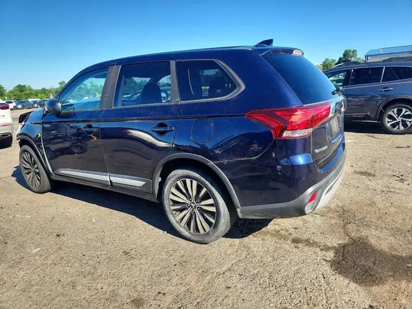 JA4AZ3A36LZ006061 2020 MITSUBISHI OUTLANDER - Image 2