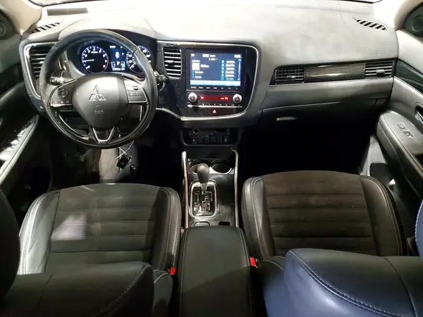 JA4AZ3A36LZ006951 2020 MITSUBISHI OUTLANDER - Image 8