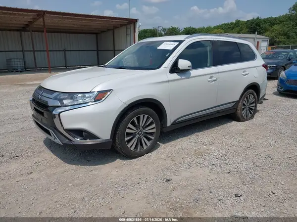 JA4AZ3A36LZ018078 2020 MITSUBISHI OUTLANDER - Image 2