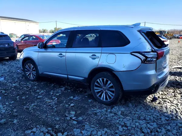 JA4AZ3A36LZ021482 2020 MITSUBISHI OUTLANDER - Image 2