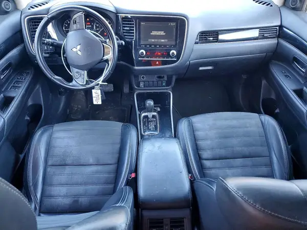 JA4AZ3A36LZ021482 2020 MITSUBISHI OUTLANDER - Image 8