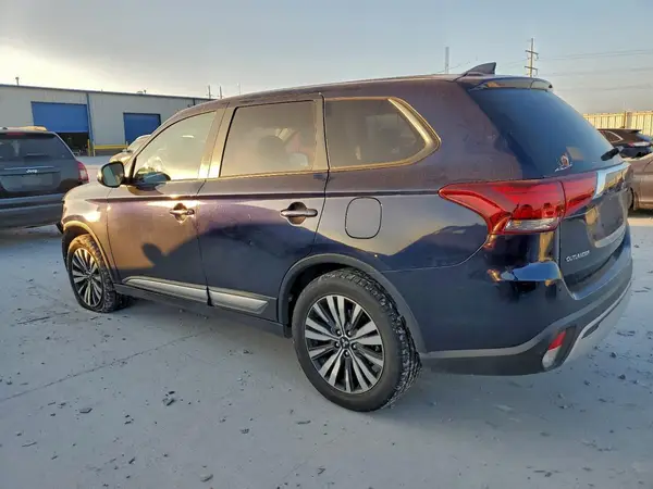 JA4AZ3A36LZ021854 2020 MITSUBISHI OUTLANDER - Image 2