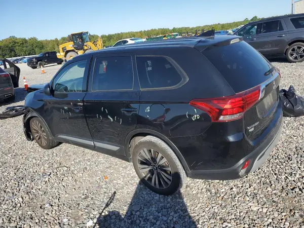 JA4AZ3A36LZ026357 2020 MITSUBISHI OUTLANDER - Image 2