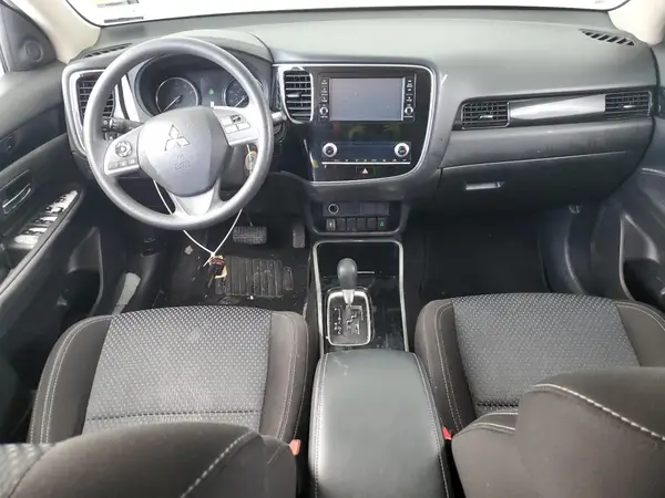 JA4AZ3A36LZ026634 2020 MITSUBISHI OUTLANDER - Image 8