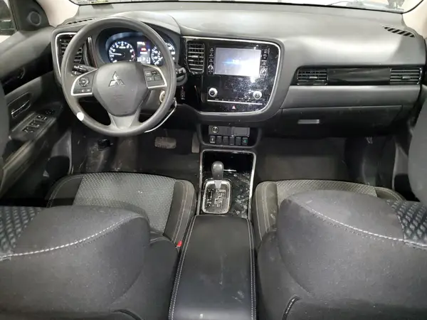 JA4AZ3A36LZ027623 2020 MITSUBISHI OUTLANDER - Image 8