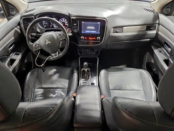 JA4AZ3A36LZ028707 2020 MITSUBISHI OUTLANDER - Image 8