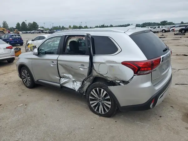 JA4AZ3A36LZ030263 2020 MITSUBISHI OUTLANDER - Image 2