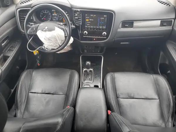 JA4AZ3A36LZ032286 2020 MITSUBISHI OUTLANDER - Image 8