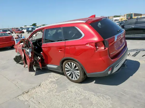 JA4AZ3A36LZ034118 2020 MITSUBISHI OUTLANDER - Image 2