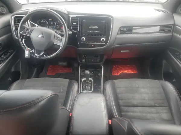 JA4AZ3A36LZ037455 2020 MITSUBISHI OUTLANDER - Image 8