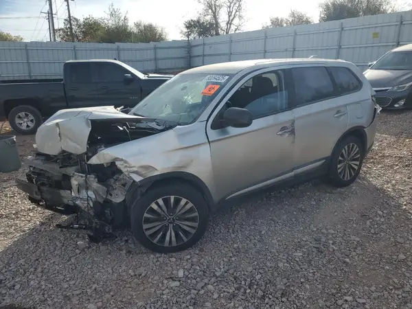 JA4AZ3A36LZ039125 2020 MITSUBISHI OUTLANDER - Image 1