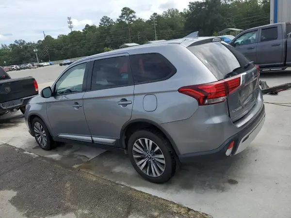 JA4AZ3A36LZ044163 2020 MITSUBISHI OUTLANDER - Image 2