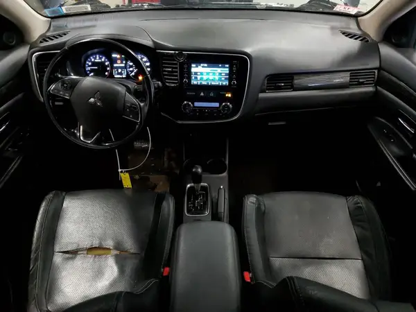 JA4AZ3A37GZ001490 2016 MITSUBISHI OUTLANDER - Image 8